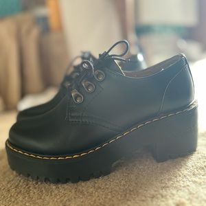 NWOT Leona Lo Vintage Leather Heeled Dr. Marten’s Shoes
